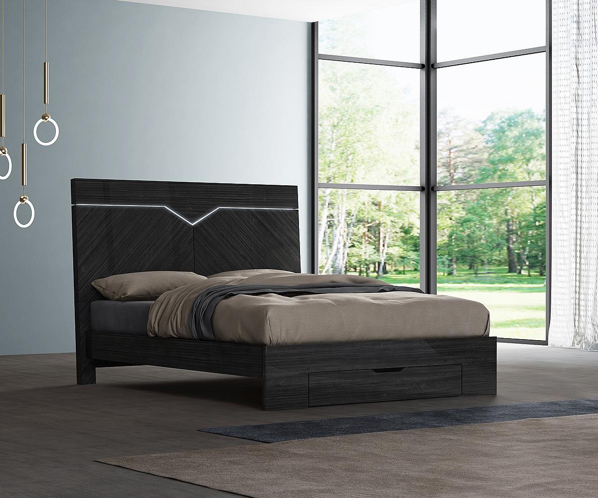 Stark - Lacquer Bedroom Set - Royal Living Furniture