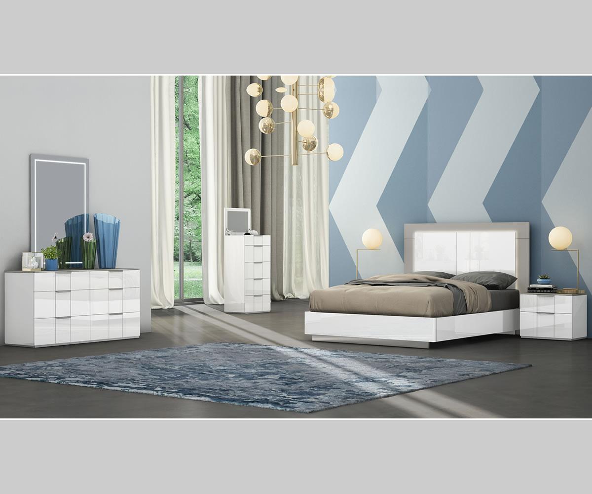 Harvey - Lacquer Finish Bed - Royal Living Furniture