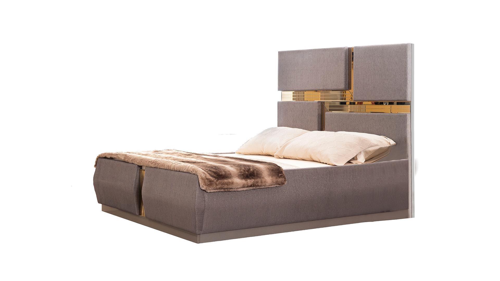 Lorenzo Grey & Gold - Bedroom Set - Royal Living Furniture